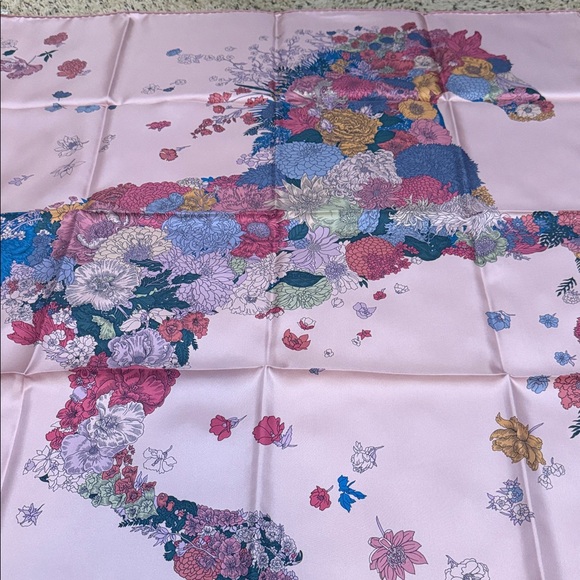 Hermes Floral Horse Silk Scarf Carre Robe Legere - Picture 5 of 10